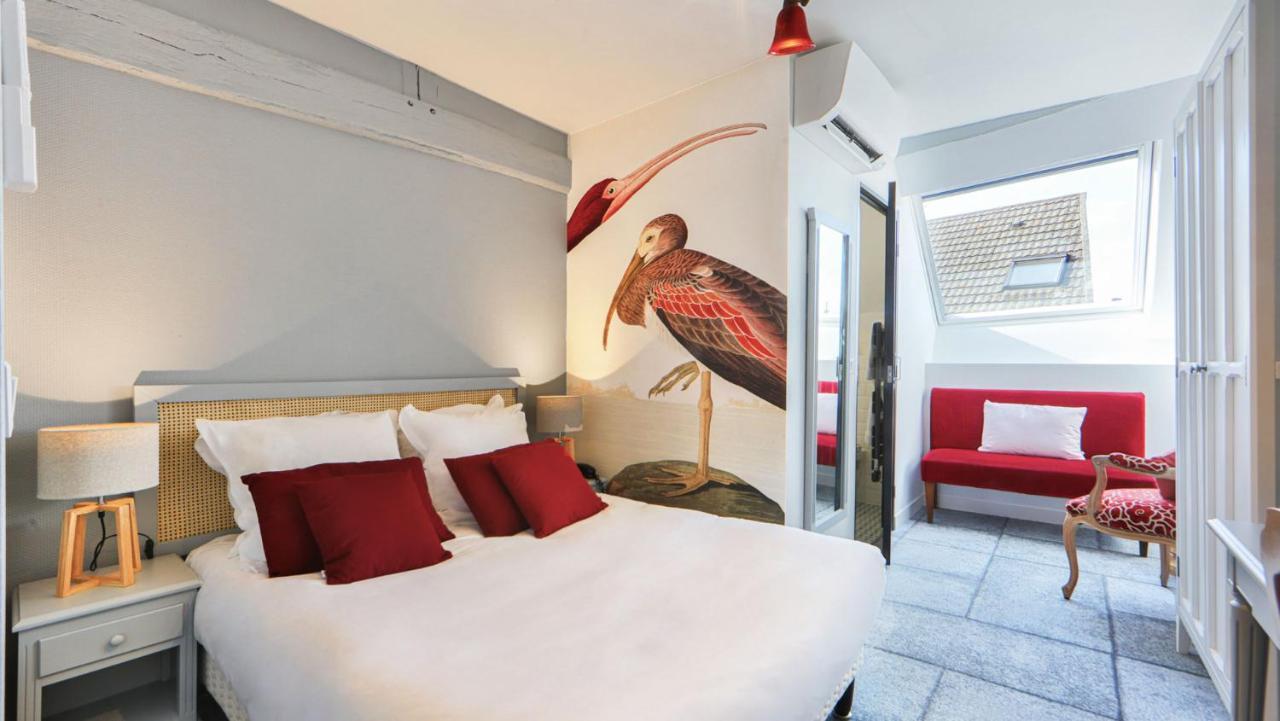 Logis Hotel & Restaurant Du Sauvage La Ferte-Gaucher Room photo